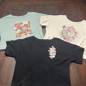 Floral Graphic Cropped T-Shirts Set (3)